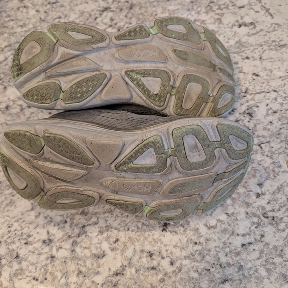 HOKA Bondi 8 Gray/Green Running Shoes Size 7.5 - Picture 5 of 9